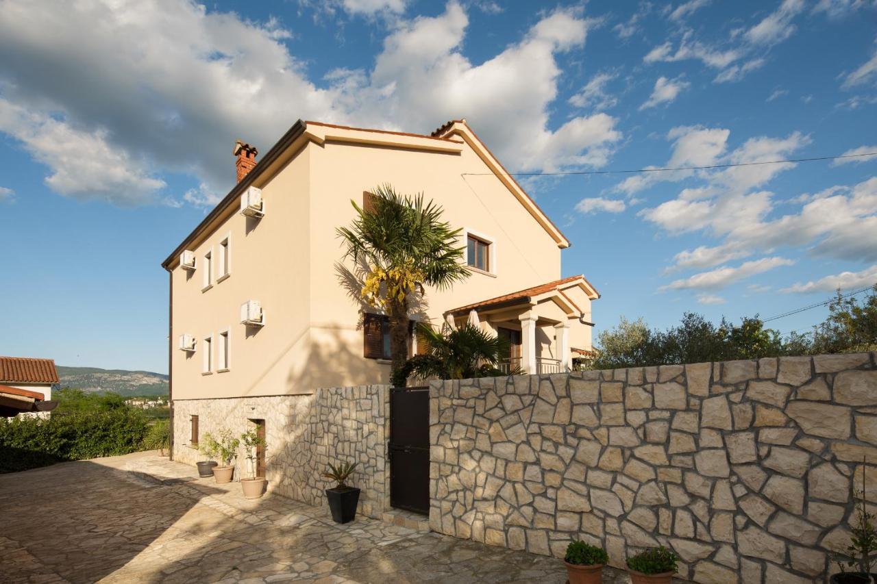 Villa Vesna With Sauna, Hot Tub Potpićan 外观 照片